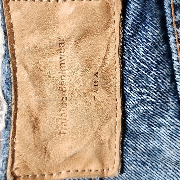 ZARA DENIM ZIP FRONT DISTRESSED CUTOFF MINI SKIRT M - Picture 3 of 4